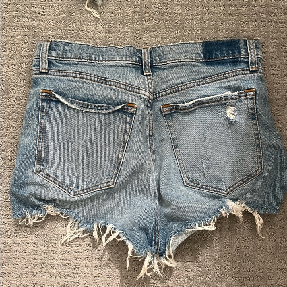 Abercrombie High Rise Mom Short